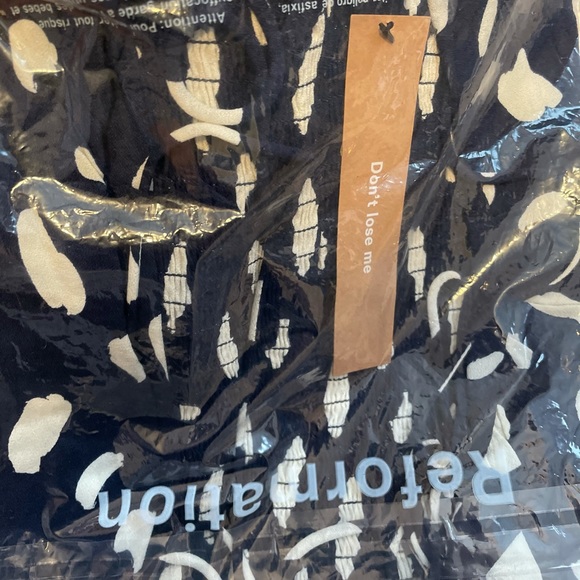 NWT reformation Lupe Top - Picture 10 of 14